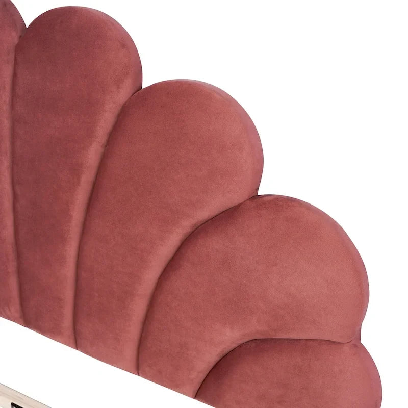 Tufted Shell-shape Velvet Upholstered Platform Bed
