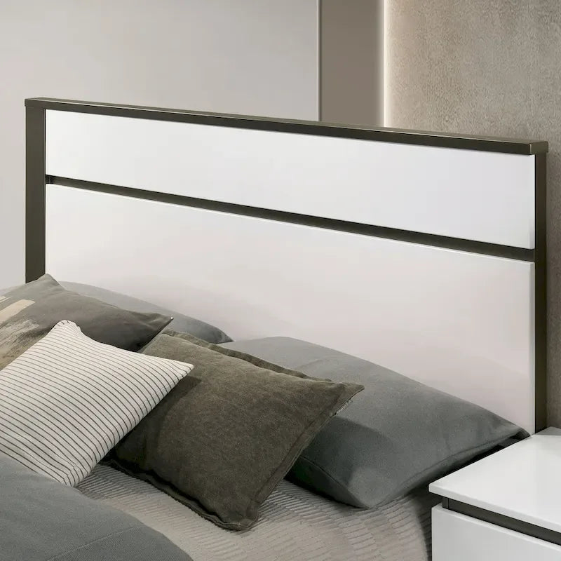 Conjira Contemporary White Wood Platform Bed by Furniture of America