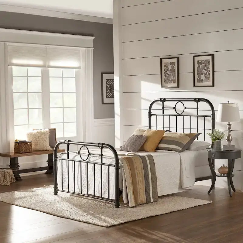 Kendal Black Metal Bed by iNSPIRE Q Classic