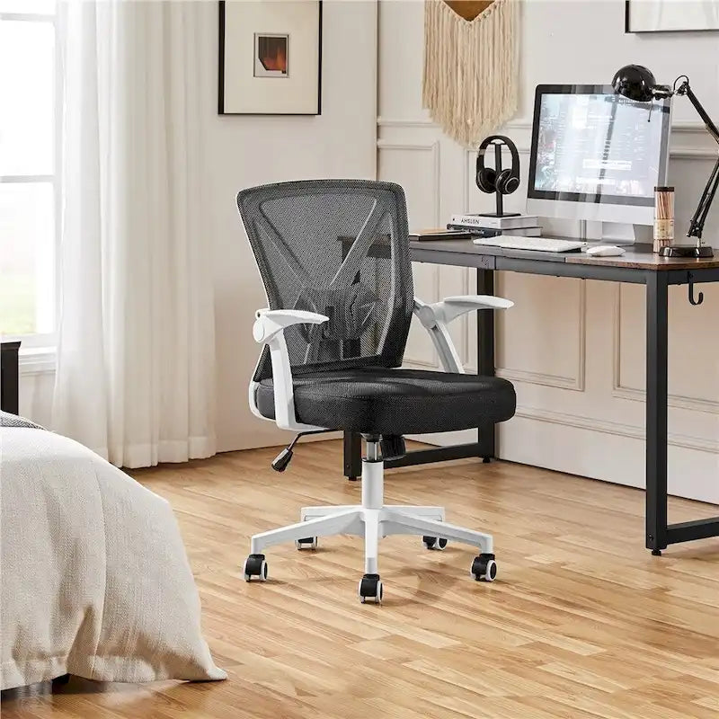 Yaheetech Mesh Office Chair with Flip-up Armrests Comfy Desk Chair - N/A